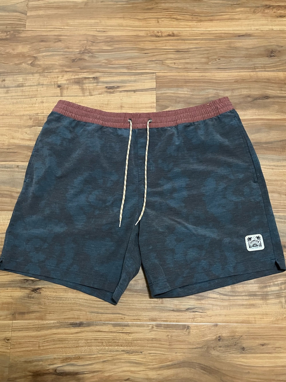 Howler Brothers Gray Blue Marbled Print Adjustable Waist Board Shorts XXL